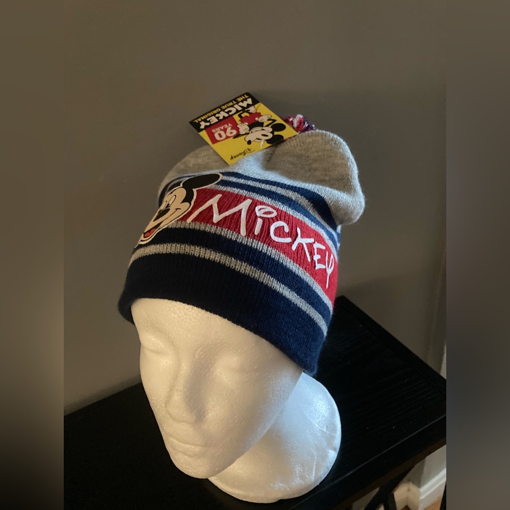 NWT Mickey Mouse Knitted Hat